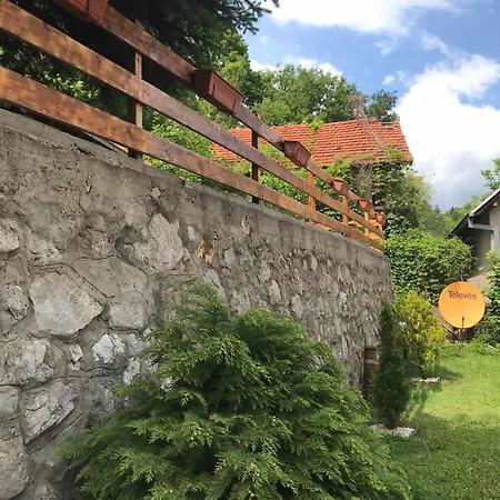 Kod Dace Banja Topilo